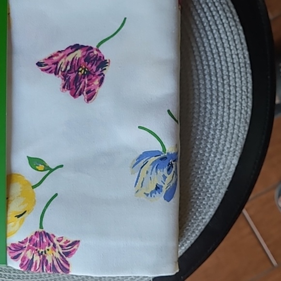 ♠️Kate Spade Shower Curtain - Picture 2 of 5